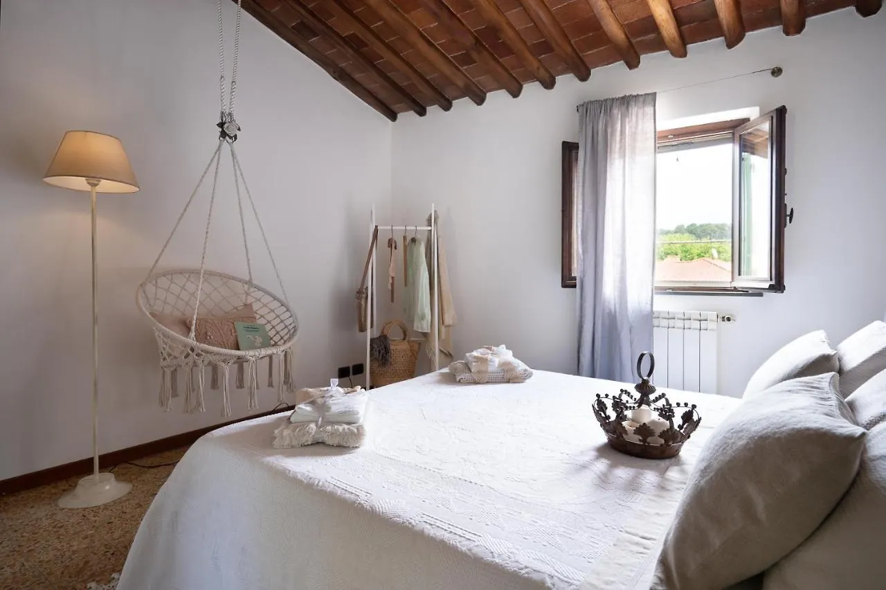 Gipsy Maisonette Lucca