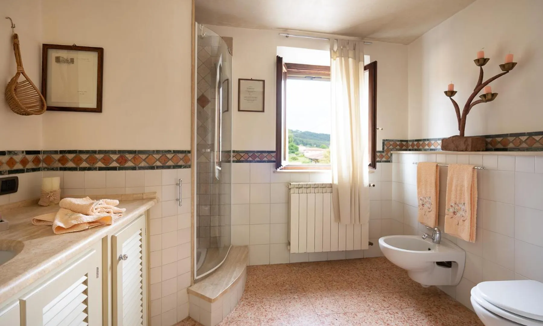 Semesterbostad Gipsy Maisonette Lucca Italien